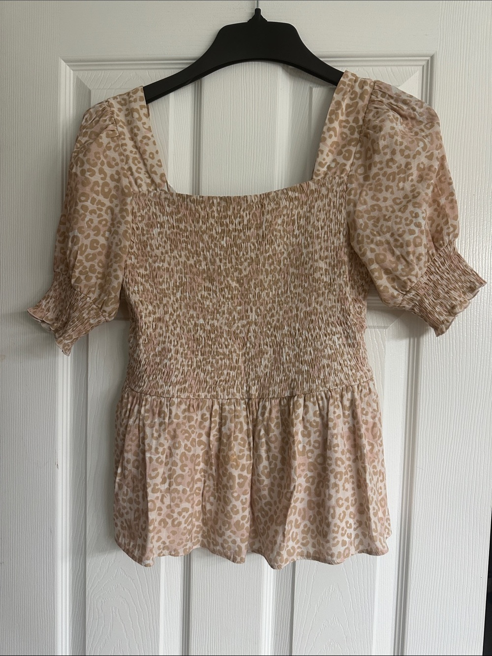 Nine West Beige Leopard Smocked Square-Neck Puff Sleeve Top